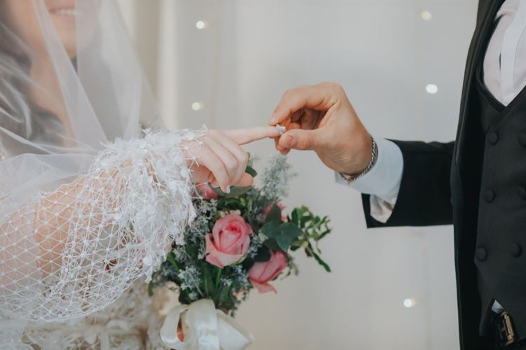 לא תאמינו איך הגיבה הכלה הבאה להצעת הנישואין 10