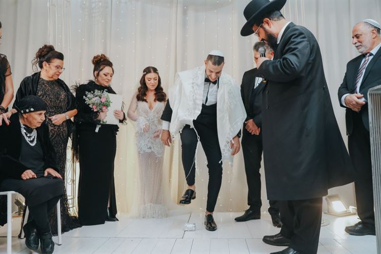 לא תאמינו איך הגיבה הכלה הבאה להצעת הנישואין 11