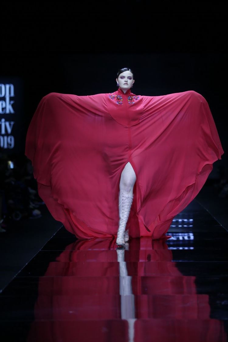 צבע מתפרץ: התצוגה של דרור קונטנטו בשבוע האופנה 2019 14