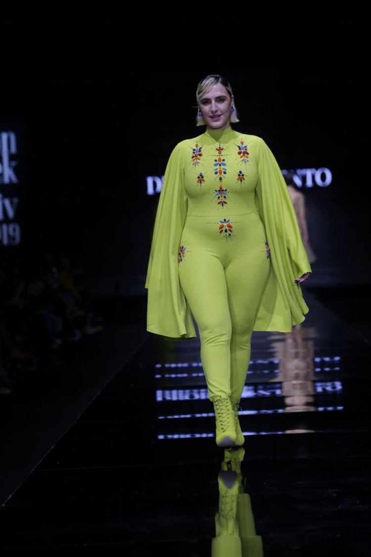 צבע מתפרץ: התצוגה של דרור קונטנטו בשבוע האופנה 2019 22