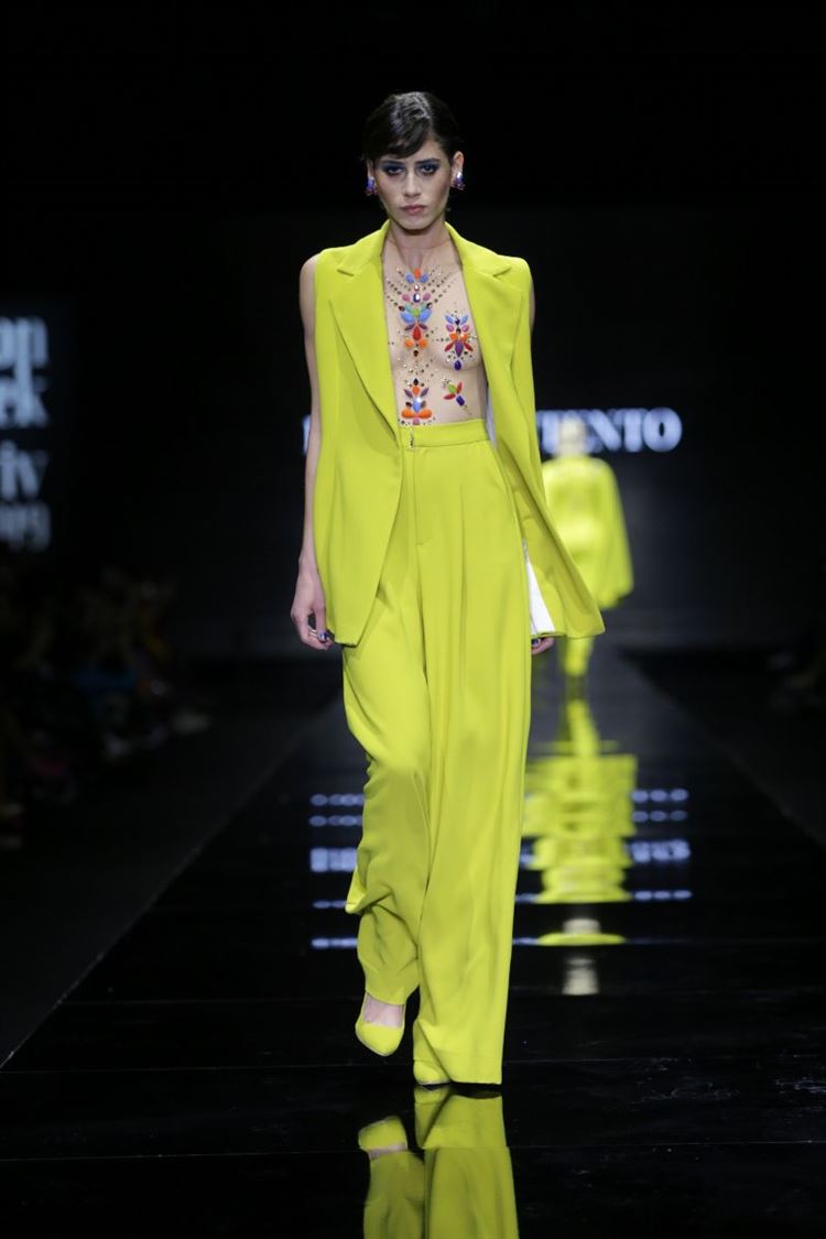 צבע מתפרץ: התצוגה של דרור קונטנטו בשבוע האופנה 2019 23