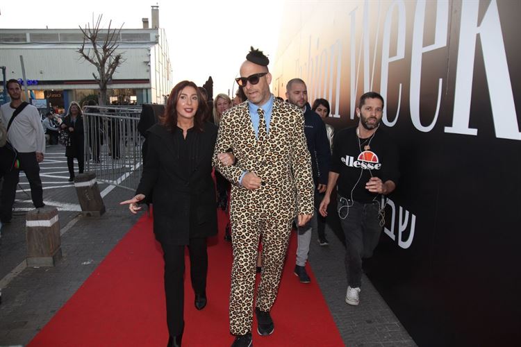 צבע מתפרץ: התצוגה של דרור קונטנטו בשבוע האופנה 2019 24