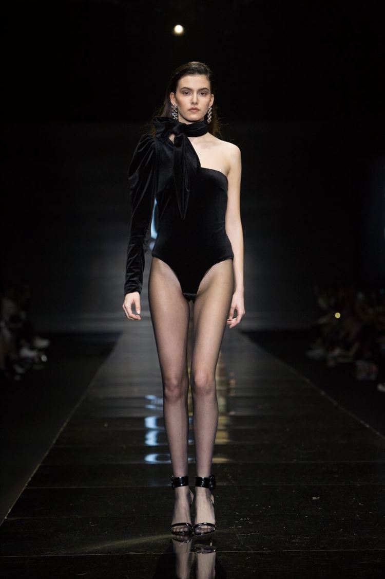 שריקת סיום: אוריה עזרן בתצוגה עמוסה בגלאם 3