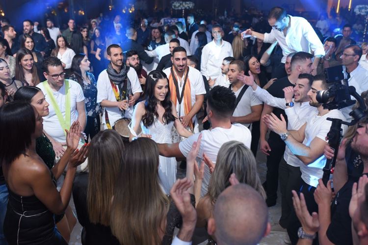 סיפור כיסוי: על הצעת נישואין כזו עוד לא שמעתם 15