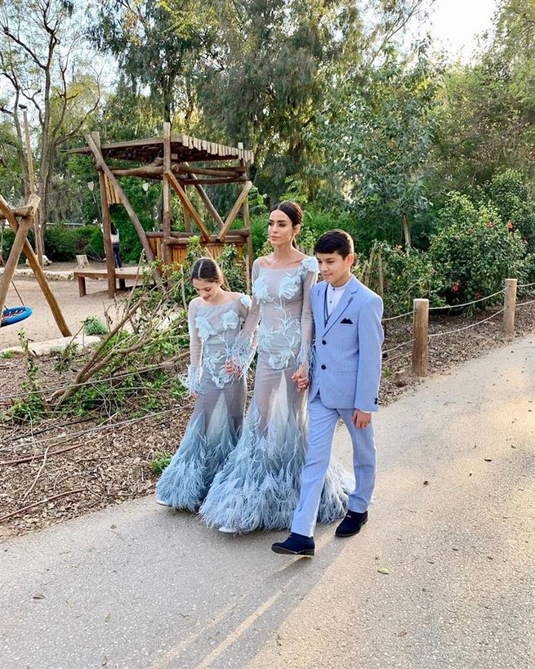 בין הג'ירפות לפילים: מה גרם לכל הסלבס להתייצב בספארי? 12