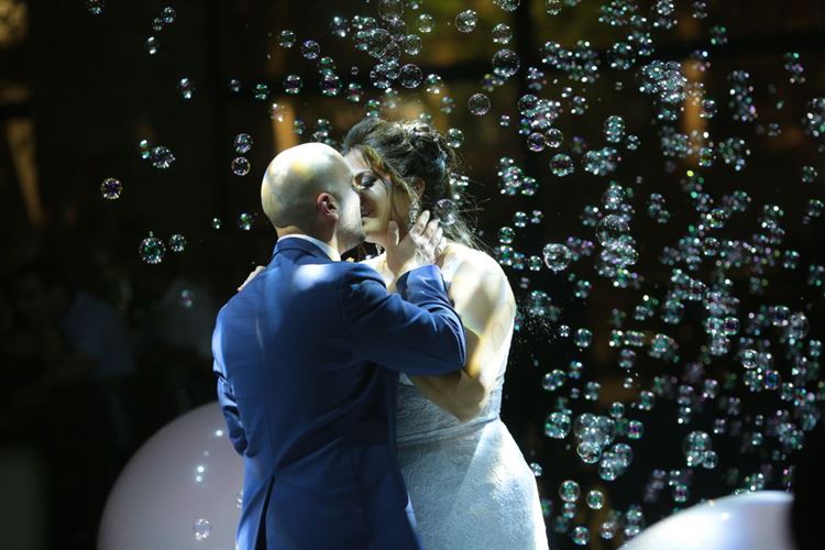 ברגע החופה שלה אף אחד לא הצליח לעצור את הדמעות 17