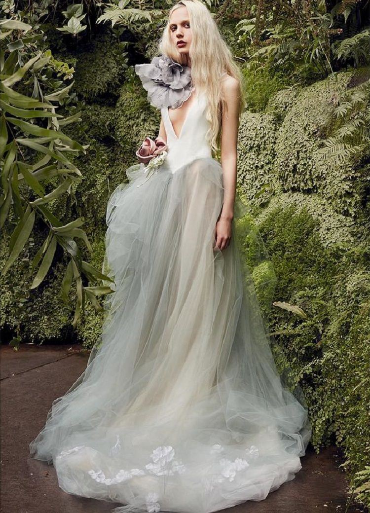 התצוגות הבלתי נשכחות של שבוע האופנה לכלות בניו יורק 2019 7