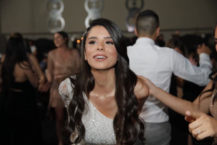 מפתיע: מדוע אמרה הכלה הבאה לבן זוגה "אתה תהרוס הכל"? 15