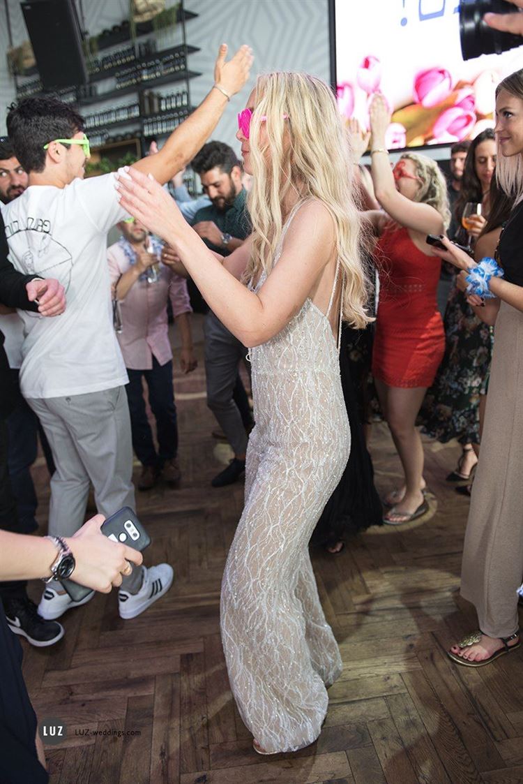 בצבעי הדגל: חתונת שישי בצהריים שמשדרת חופש 24