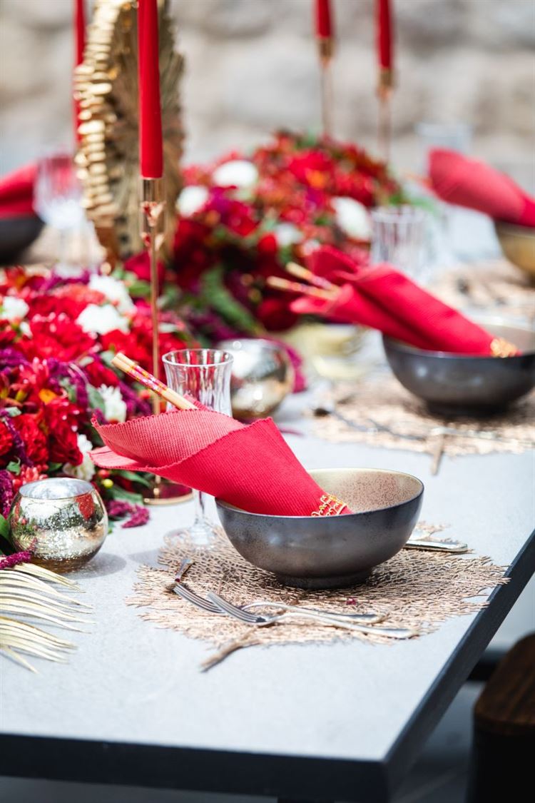 לא על הסכו"ם לבדו: שמים את העיצוב על השולחן 8