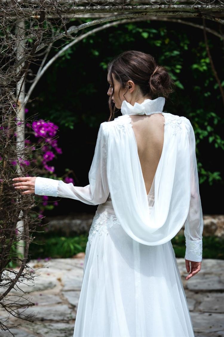 לפנטז עליהן: שמלות הכלה שנתפרו עלייך 10