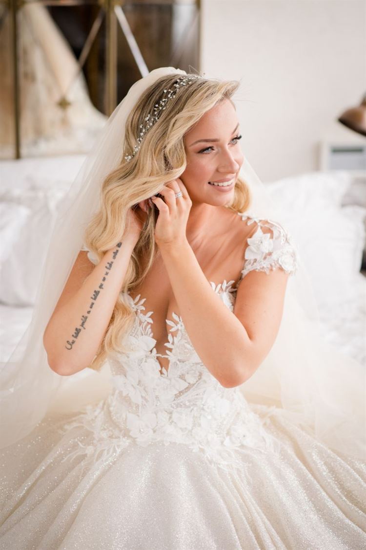 הפנטזיה הקסומה שלה: כשהאגדה מתעוררת לחיים בחתונה 12