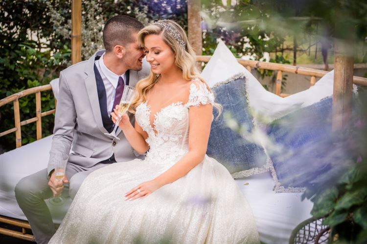 הפנטזיה הקסומה שלה: כשהאגדה מתעוררת לחיים בחתונה 18