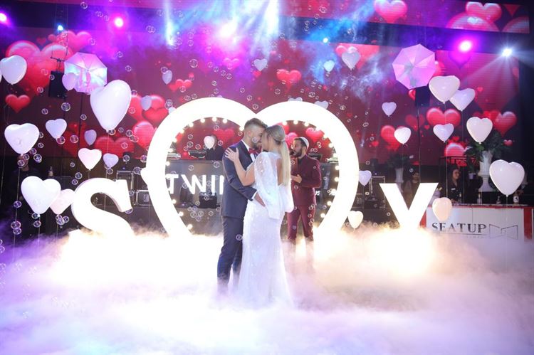 מבלי לדעת: הכלה שעזרה לארגן את הצעת הנישואין של עצמה 19