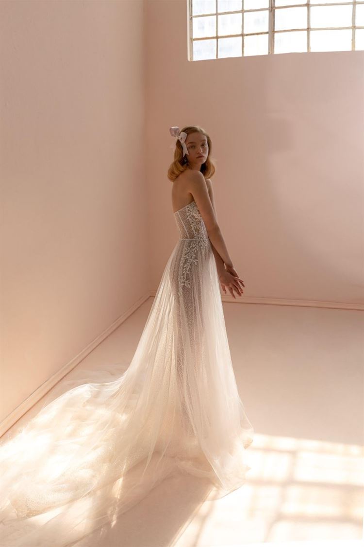 על כנפי הפנטזיה: חשיפת הקולקציה החדשה של טל כחלון 6