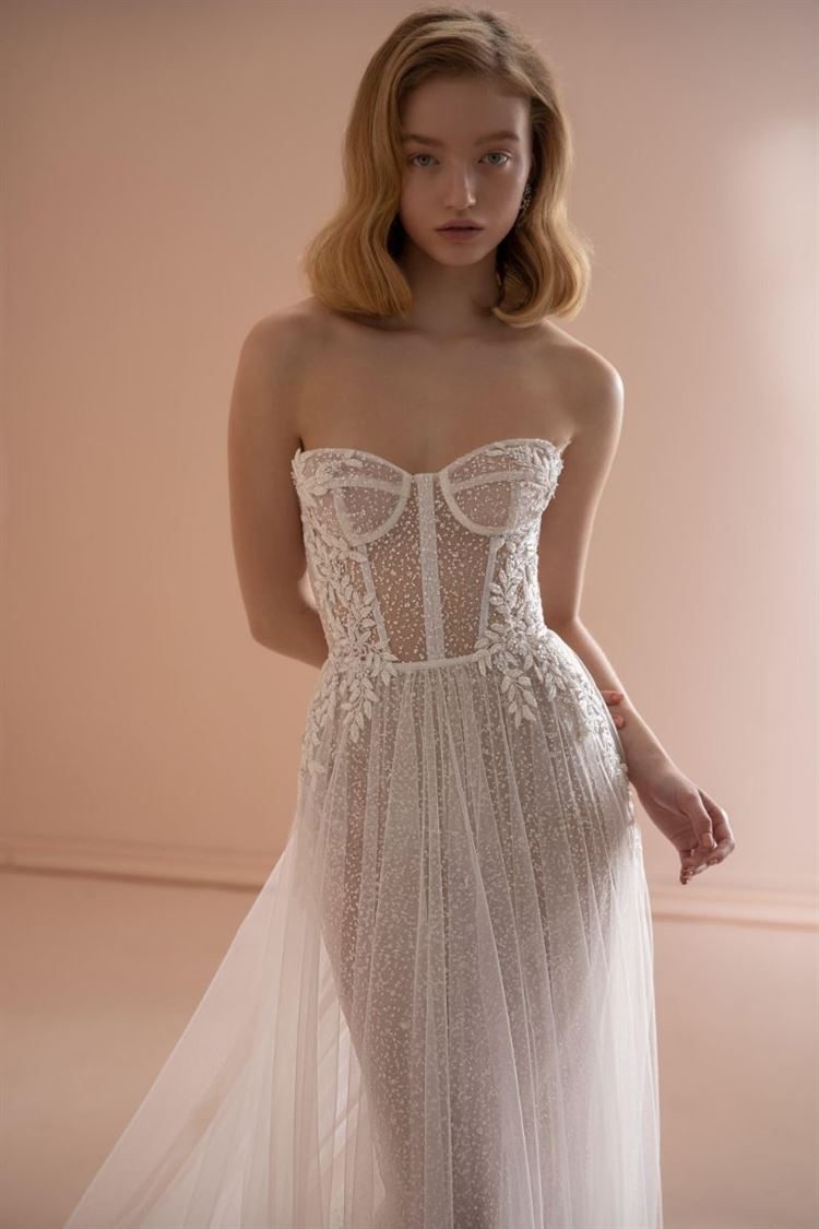 על כנפי הפנטזיה: חשיפת הקולקציה החדשה של טל כחלון 7