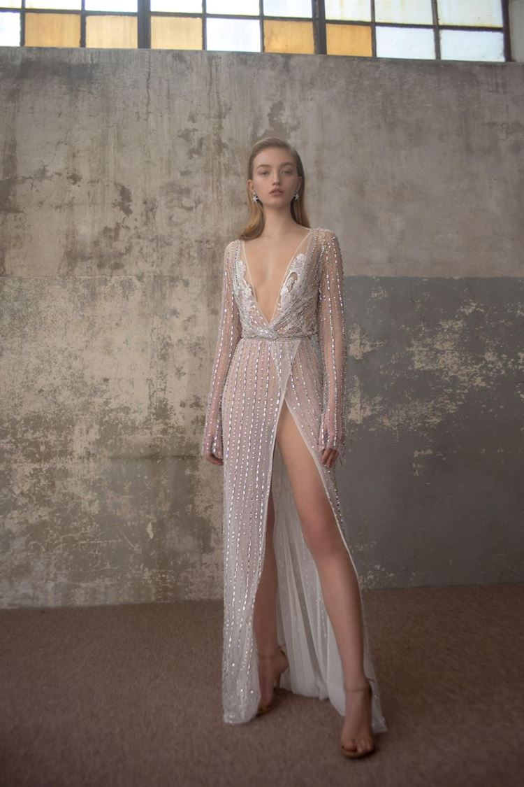 על כנפי הפנטזיה: חשיפת הקולקציה החדשה של טל כחלון 28