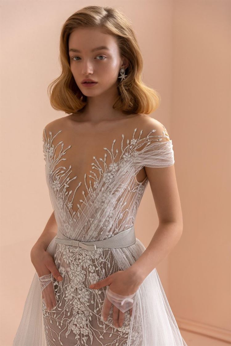 על כנפי הפנטזיה: חשיפת הקולקציה החדשה של טל כחלון 44