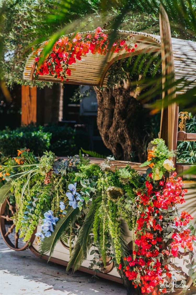 העיצוב המיוחד פרי עמלו של איציק פדידה, הפקת ''סוד הגן הנעלם'' (צילום: עידן חסון)