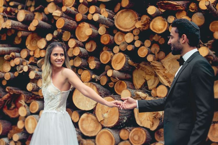 עם שמלת כלה ב-5 מעלות: צילומי זוגיות מרהיבים באיטליה 35