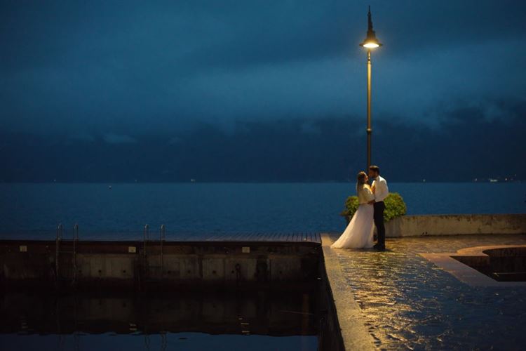 עם שמלת כלה ב-5 מעלות: צילומי זוגיות מרהיבים באיטליה 3