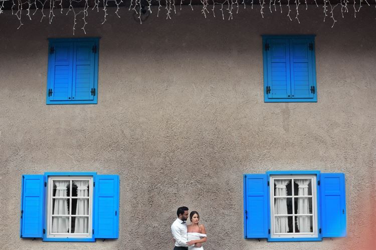 עם שמלת כלה ב-5 מעלות: צילומי זוגיות מרהיבים באיטליה 39