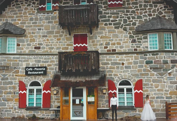 עם שמלת כלה ב-5 מעלות: צילומי זוגיות מרהיבים באיטליה 40