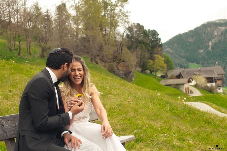 עם שמלת כלה ב-5 מעלות: צילומי זוגיות מרהיבים באיטליה 48