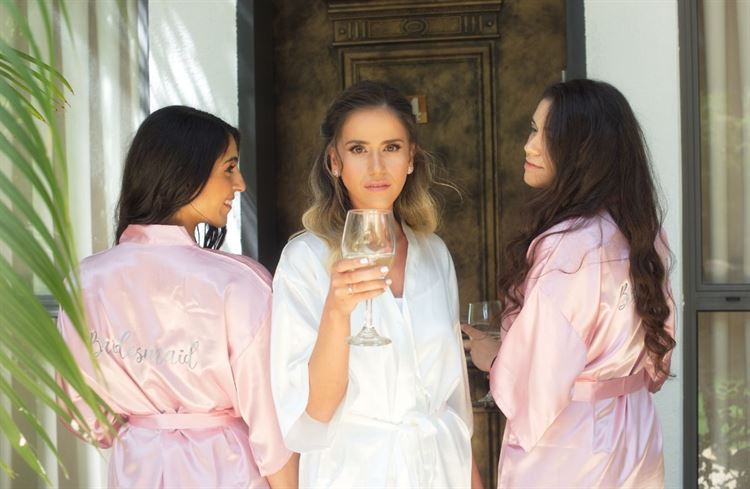 עם שמלת כלה ב-5 מעלות: צילומי זוגיות מרהיבים באיטליה 8