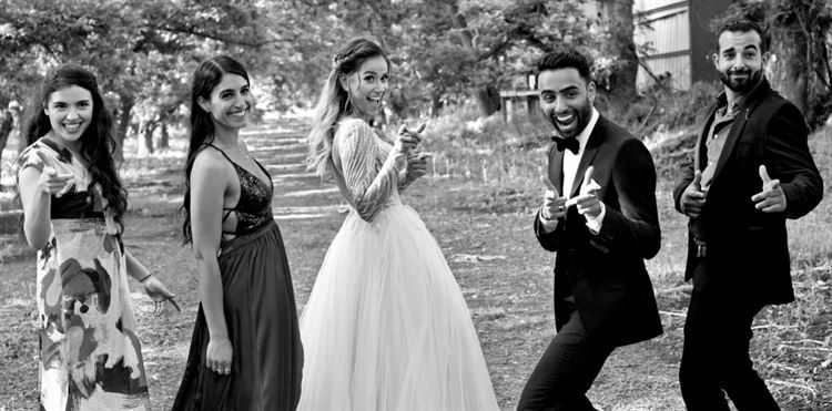 עם שמלת כלה ב-5 מעלות: צילומי זוגיות מרהיבים באיטליה 16