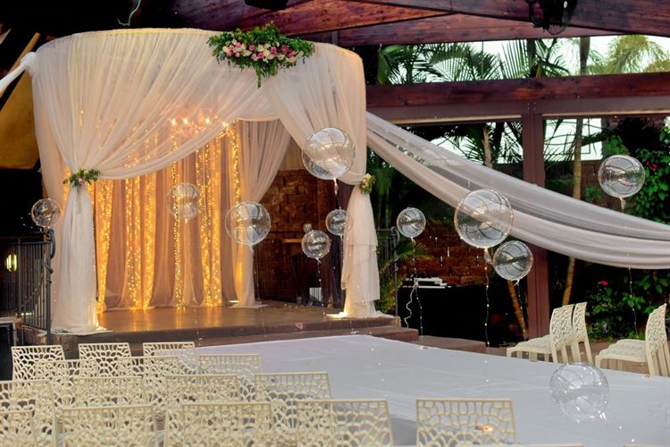 עם שמלת כלה ב-5 מעלות: צילומי זוגיות מרהיבים באיטליה 19