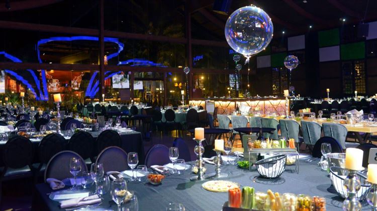 עם שמלת כלה ב-5 מעלות: צילומי זוגיות מרהיבים באיטליה 22