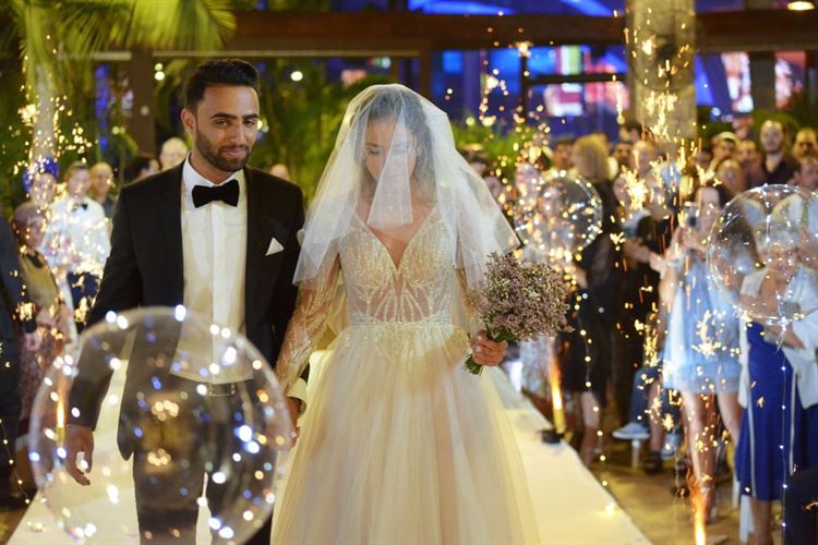 עם שמלת כלה ב-5 מעלות: צילומי זוגיות מרהיבים באיטליה 24