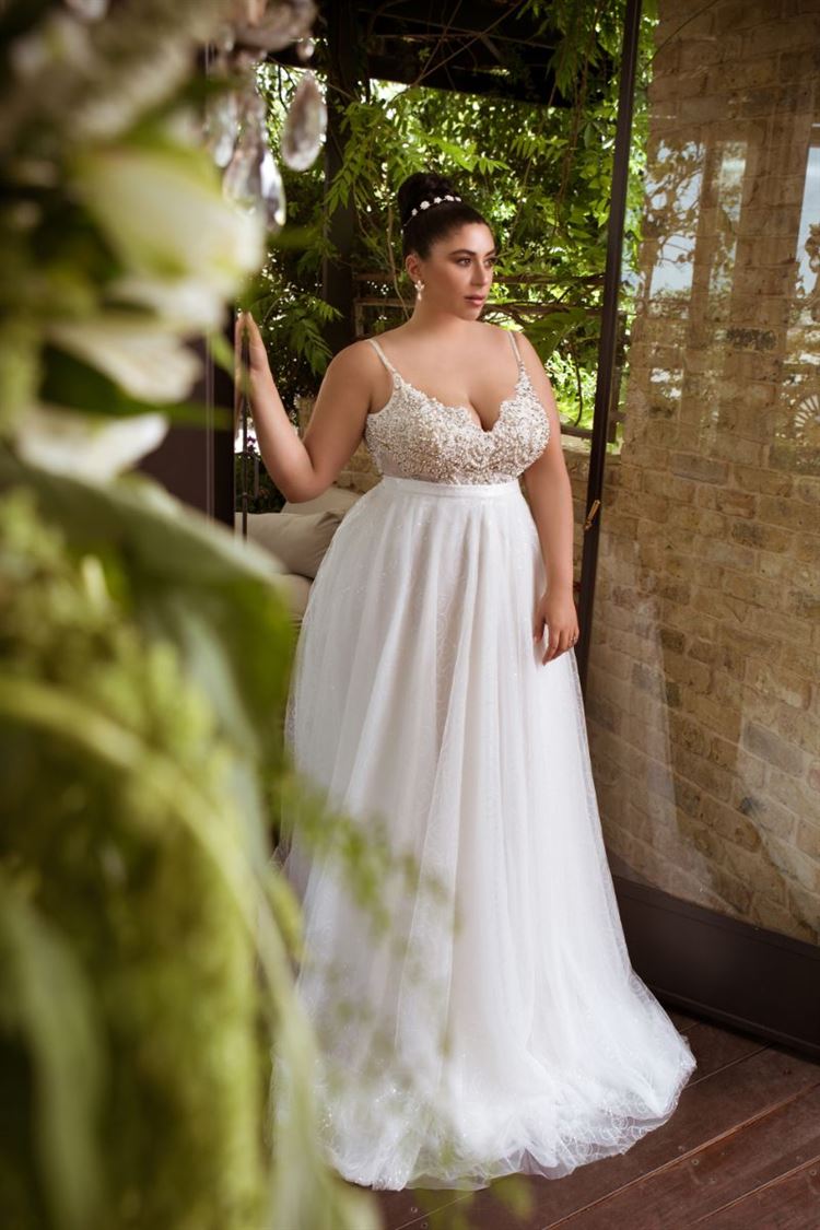 צעד גדול: גלית רוביניק בקולקציית "פלאס סייז" לנסיכות 13