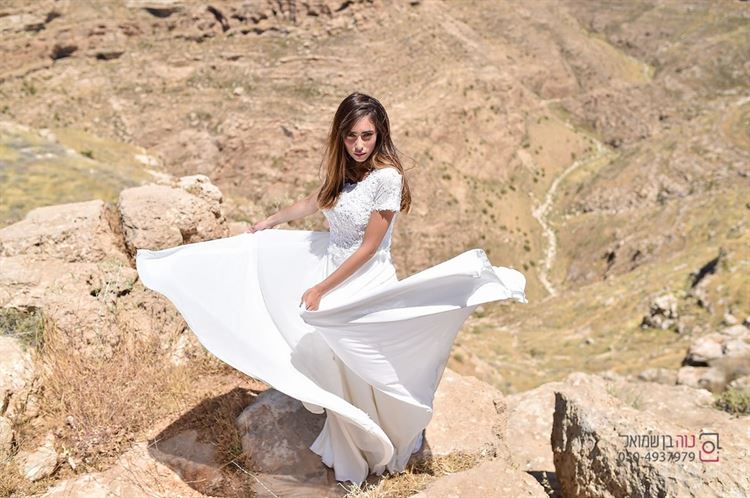 שיק צנוע: הקולקציה החדשה של "סטודיו נריה" נחשפת 11