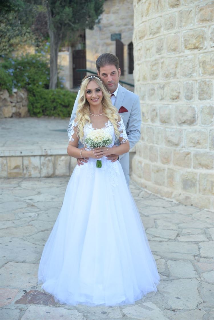 במרחק נגיעה מהשמיים: הצעה לאור זריחה 4