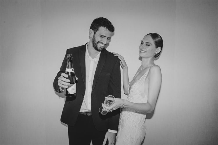 אלגנטיות מתפרצת: הצצה אל החתונה של נועם פרוסט 11