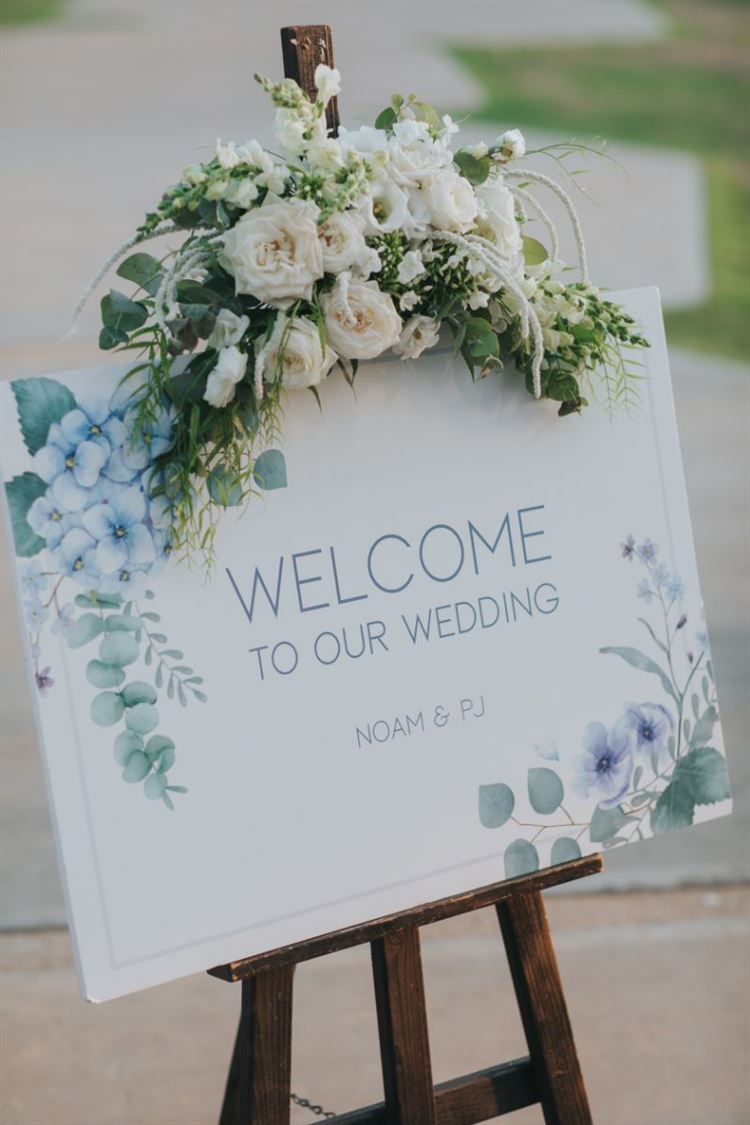 אלגנטיות מתפרצת: הצצה אל החתונה של נועם פרוסט 14