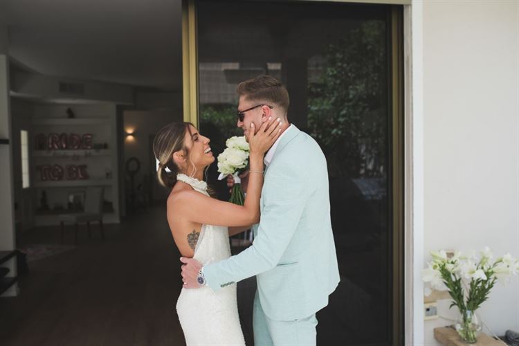 מותק, פרצו לנו הביתה: הסיוט המפחיד שהפך להצעת נישואין 9