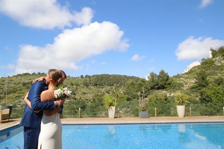 הפתק שנשכח בחדר, והכלה שנאלצה לאלתר בחופה 7