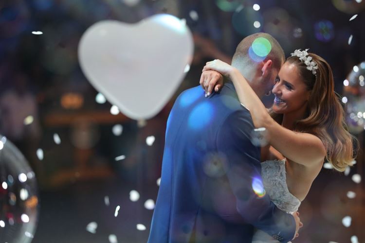 הפתק שנשכח בחדר, והכלה שנאלצה לאלתר בחופה 20