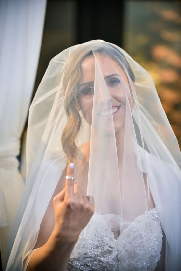 הפתק שנשכח בחדר, והכלה שנאלצה לאלתר בחופה 17