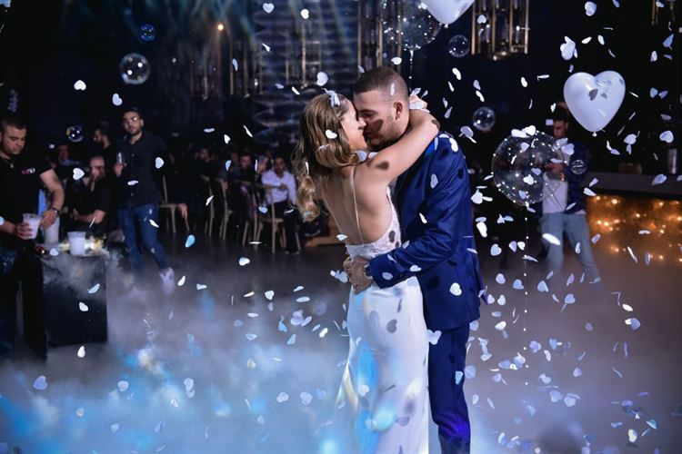 הפתק שנשכח בחדר, והכלה שנאלצה לאלתר בחופה 19