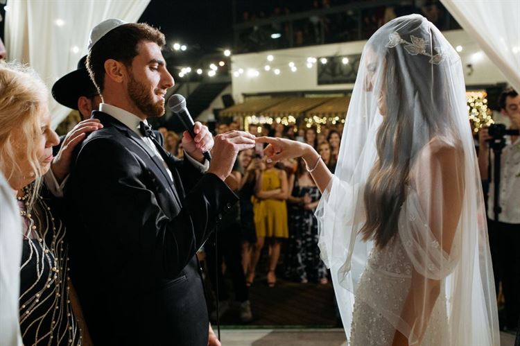 למרות הדילאיי: סיפור אהבה שמוכיח שהסבלנות משתלמת 21