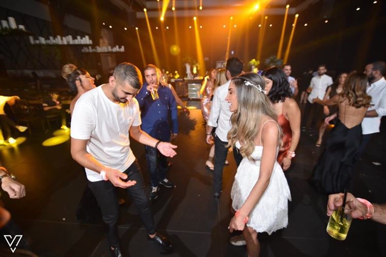 חתונה בצל המחאה: "בשלב מסוים הרגשתי שזה בלתי אפשרי" 18