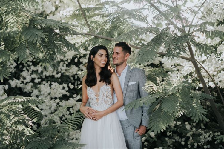 הצצה אל אלבום החתונה של גל ורון  (צילום: שי בוזגלו, Your Story)