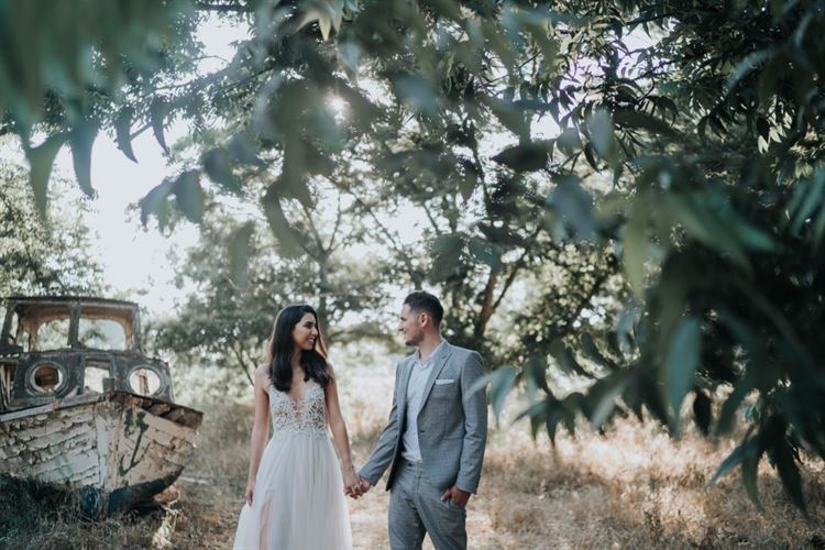 הצצה אל אלבום החתונה של גל ורון  (צילום: שי בוזגלו, Your Story)