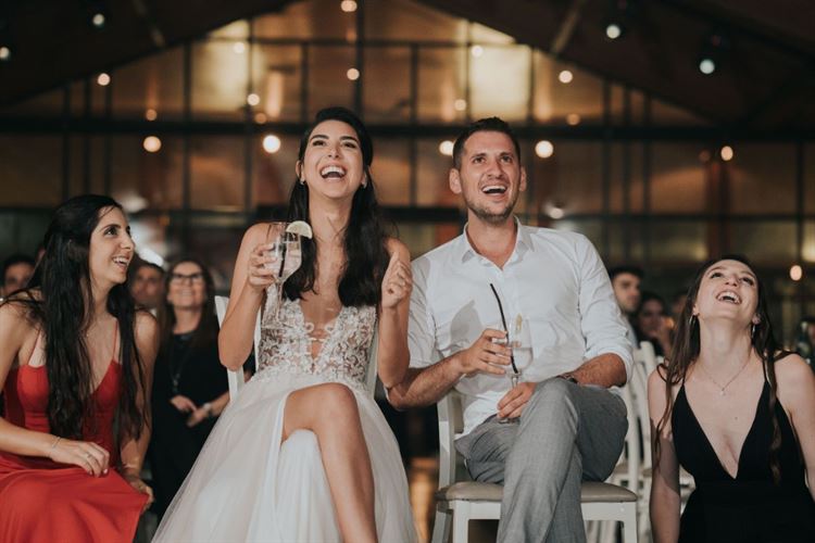 הצצה אל אלבום החתונה של גל ורון (צילום: שי בוזגלו, Your Story)