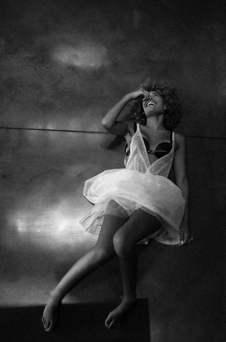 פרויקט "מאה וחמישים שמלות כלה לילד" 6