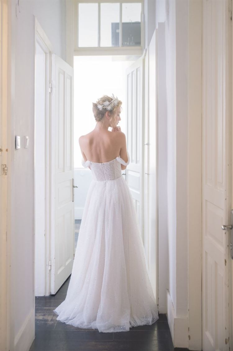 "כמו חלום מתוק של פעם": קולקציית 2020 של לירון פרטוש 9